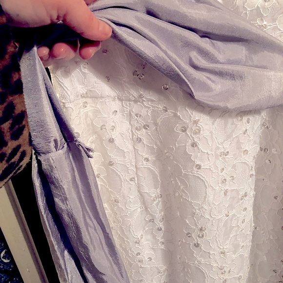 Removable sash Morilee Madeleine Gardner Wedding Dress - Picture 11 of 15